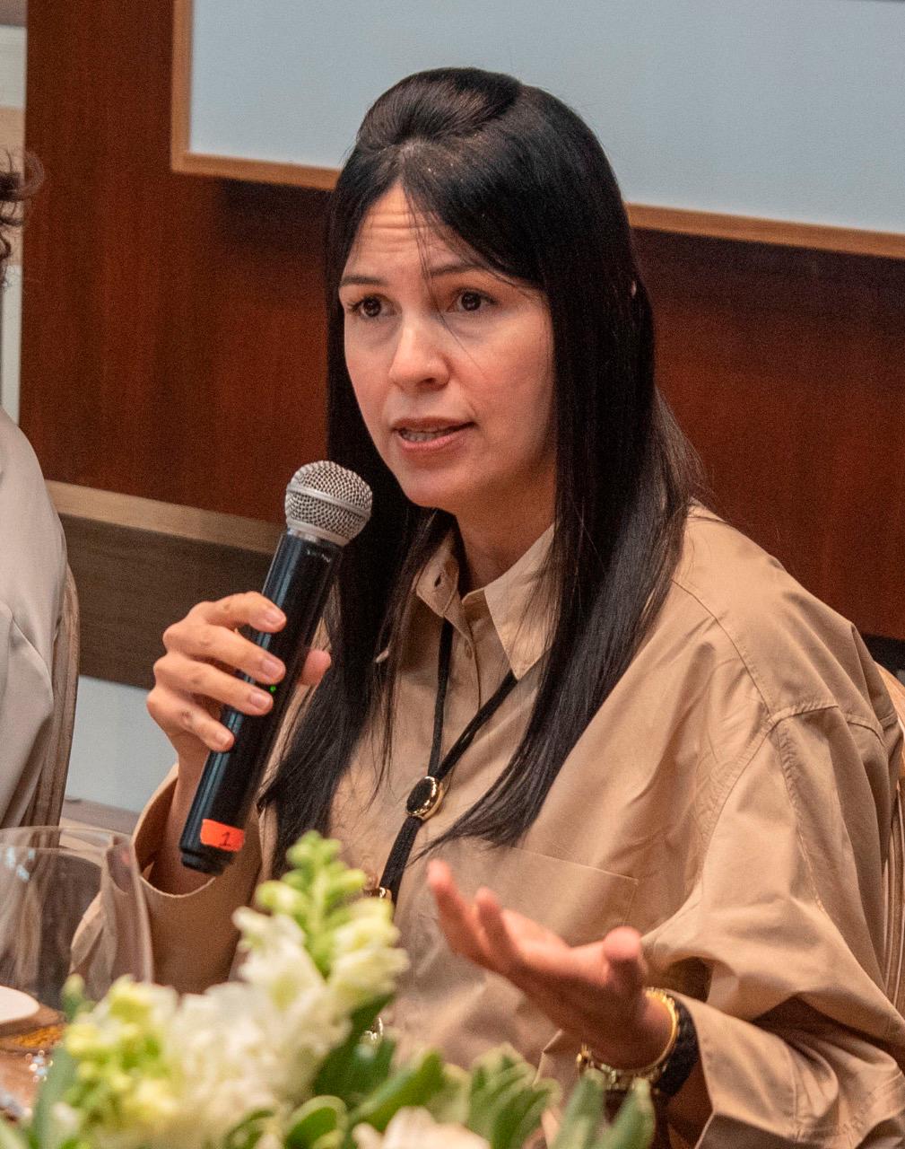 Cándida Hernández durante la rueda de prensa.