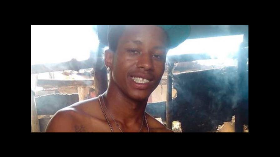 Policías matan acusado de herir a dos oficiales de esa institución en Boca Chica Policías matan acusado de herir a dos oficiales de esa institución en Boca Chica