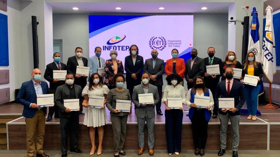 Infotep concluye programa sobre la metodología SCORE y certifica a 15 nuevos expertos Infotep concluye programa sobre la metodología SCORE y certifica a 15 nuevos expertos