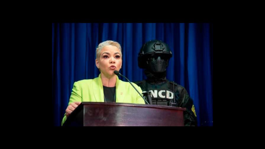 Josefina Capellán denuncia fue cancelada de la DNCD estando de licencia médica por COVID-19 