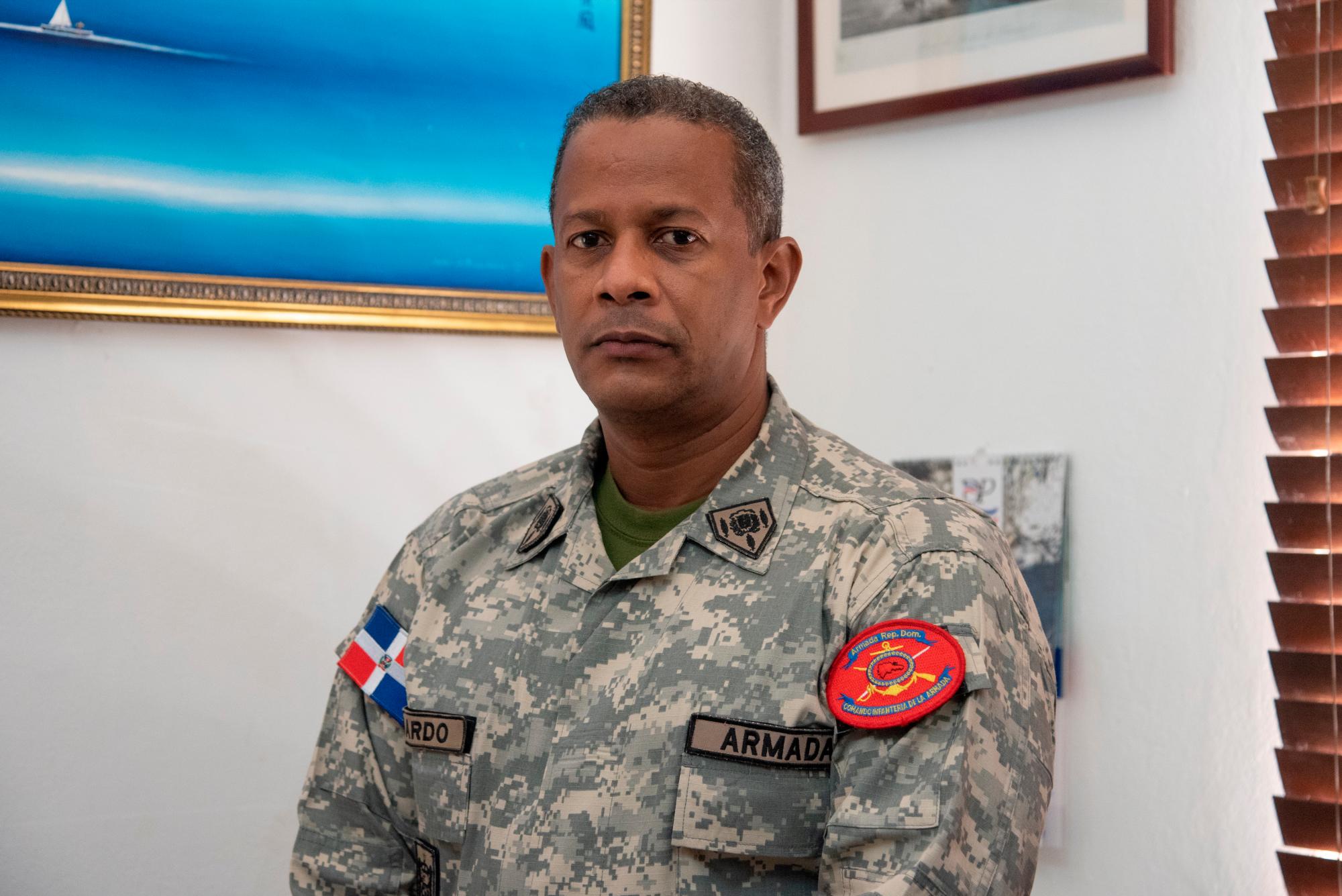 Capitán de Navio José Gerardo Fajardo.