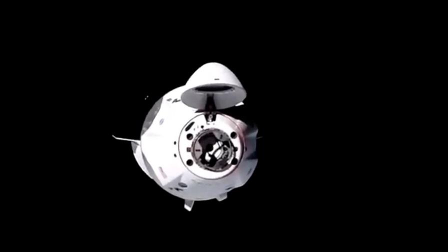 La cápsula de SpaceX se acopla con éxito a la Estación Espacial Internacional