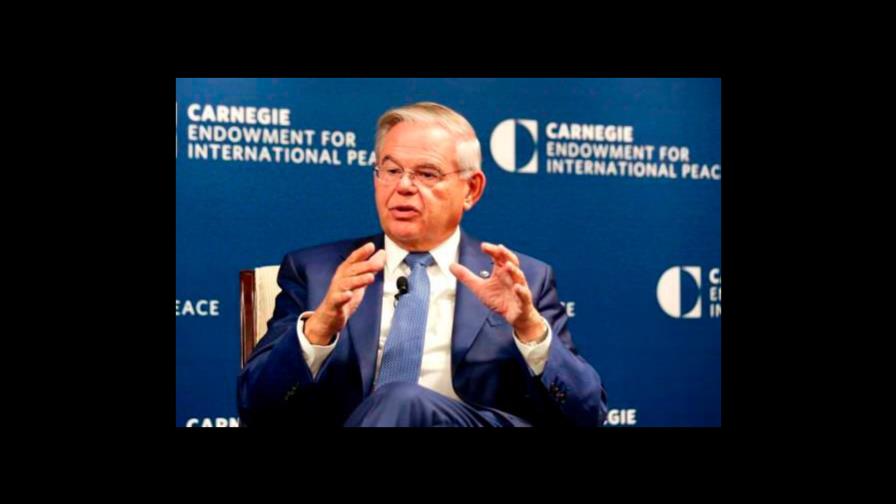 Senador dice que sanciones de Biden son advertencia contra abusos en Cuba