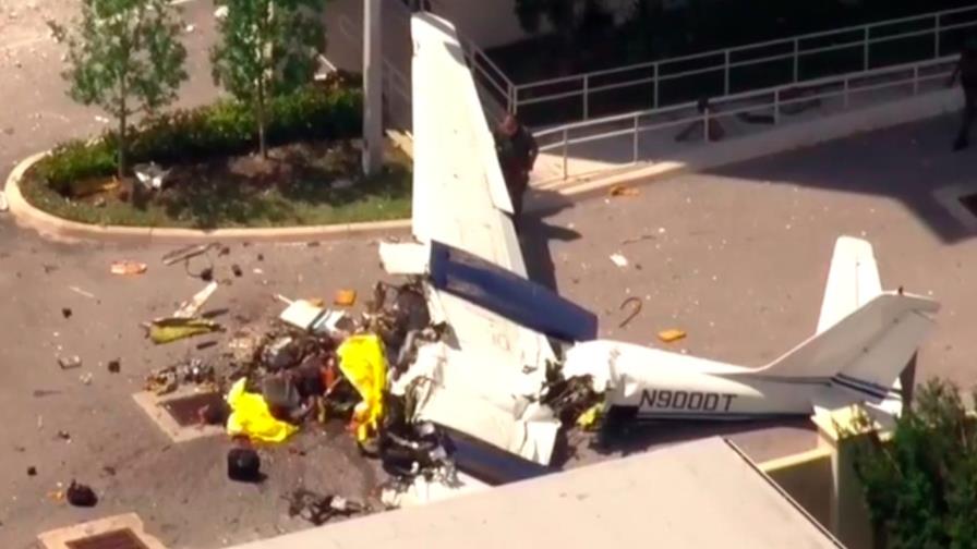 Dos muertos y dos heridos al precipitarse avioneta en aeropuerto de Florida