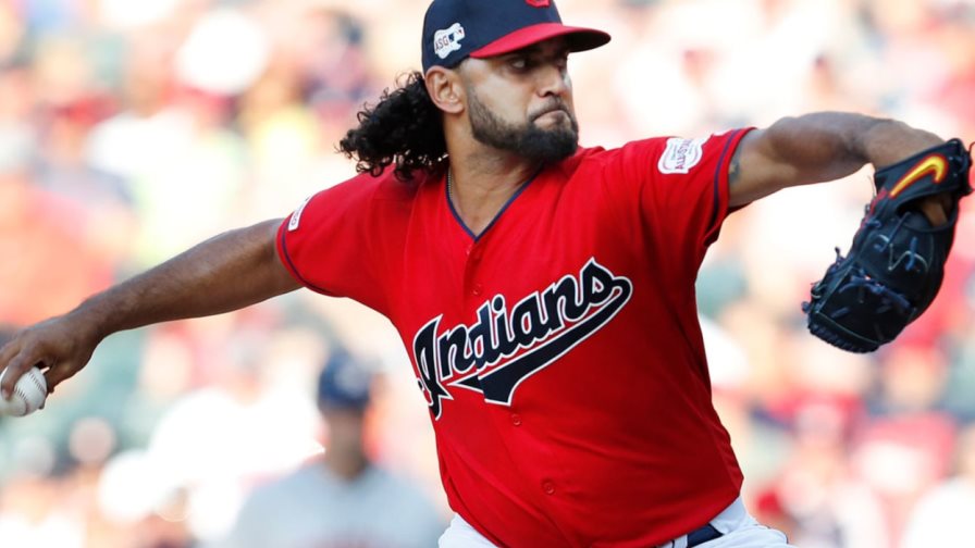 Danny Salazar fue dejado en libertad por los Indios de Cleveland Danny Salazar fue dejado en libertad por los Indios de Cleveland