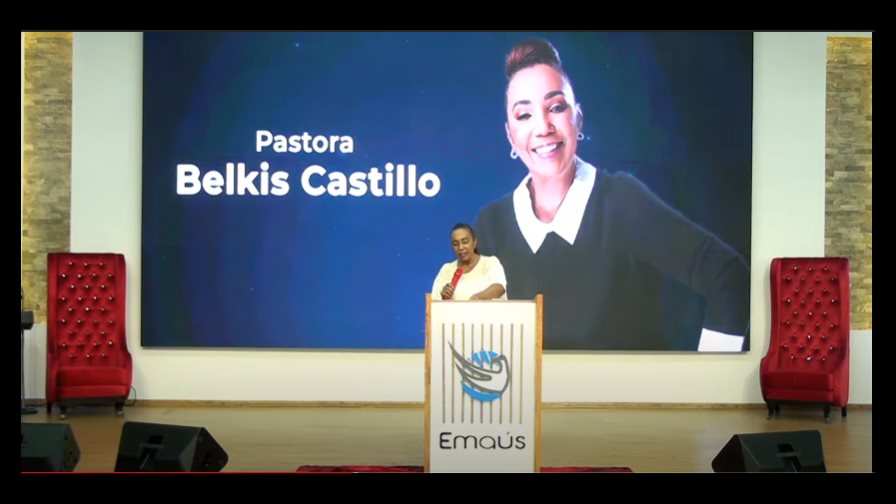 Abogados cristianos: pastora realizaba culto con más prevención que en bancos y supermercados 