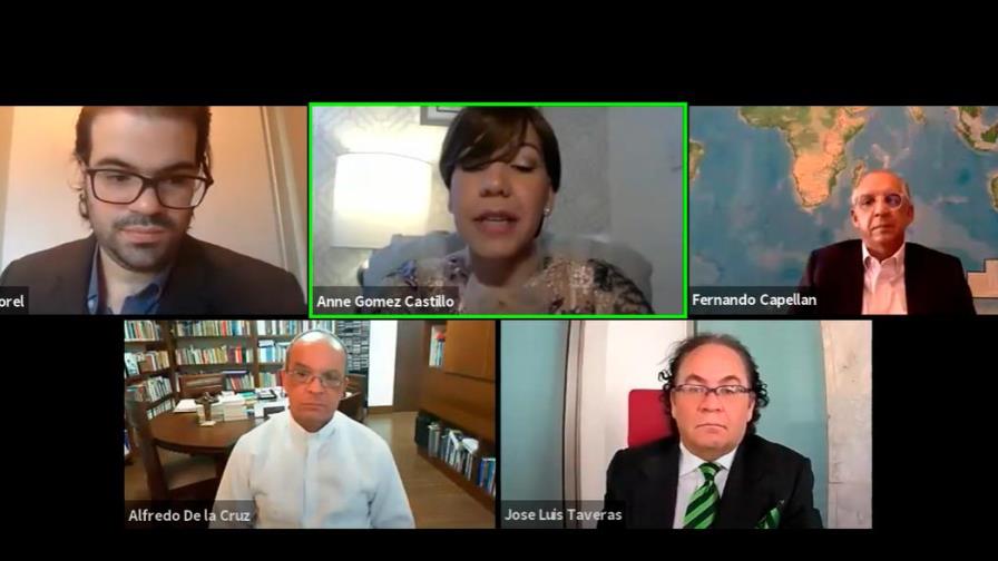 Organizaciones de Santiago presentan iniciativa sobre transparencia gubernamental