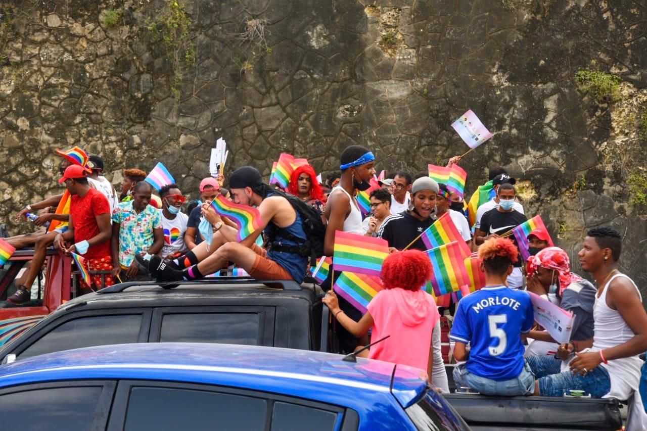 Los participantes en la Caravana Nacional del Orgullo LGBTIQ de este domingo 29 de agosto de 2021.