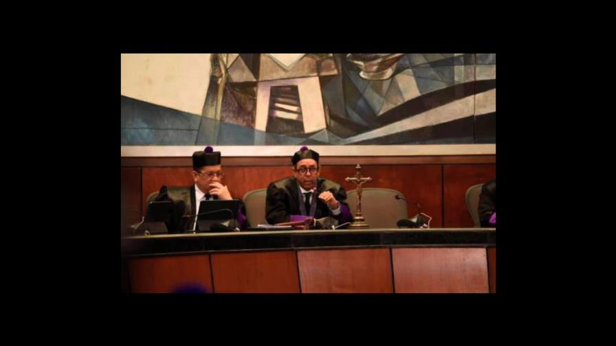 Abogados buscan que pleno de la Suprema revoque decisión que rechazó recusaciones contra jueces Abogados buscan que pleno de la Suprema revoque decisión que rechazó recusaciones contra jueces