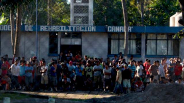 Al menos cuatro presos decapitados en enfrentamiento entre bandas en Guatemala