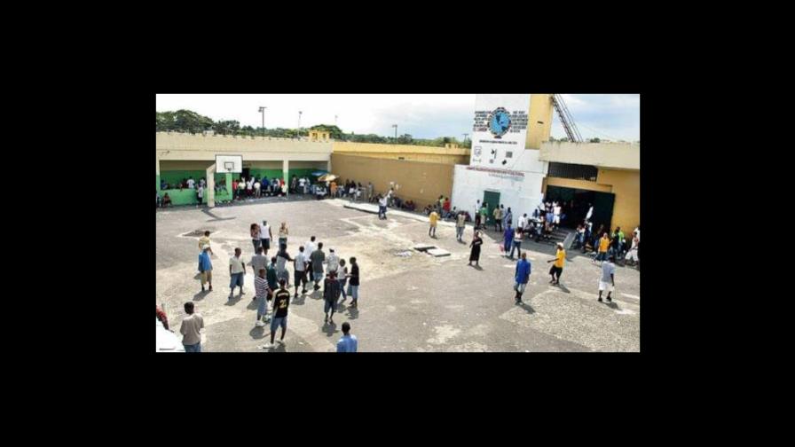 Condenan a 30 y 20 años a dos hombres por matar a joven durante asalto en Villa Consuelo