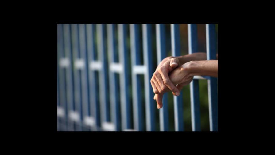 Envían a prisión hombre acusado de matar excuñada en El Almirante Envían a prisión hombre acusado de matar excuñada en El Almirante