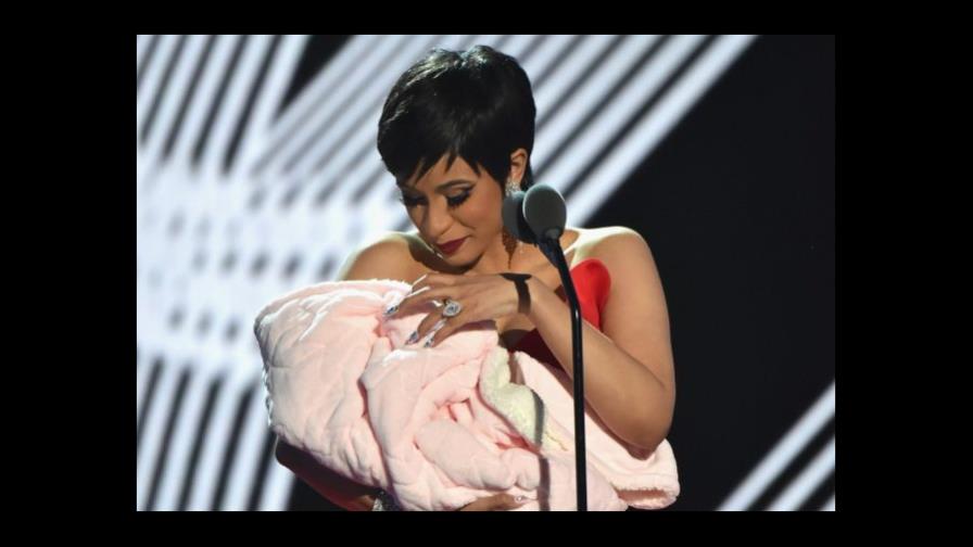 Cardi B “llora” de emoción porque su hija cumple 11 meses Cardi B “llora” de emoción porque su hija cumple 11 meses