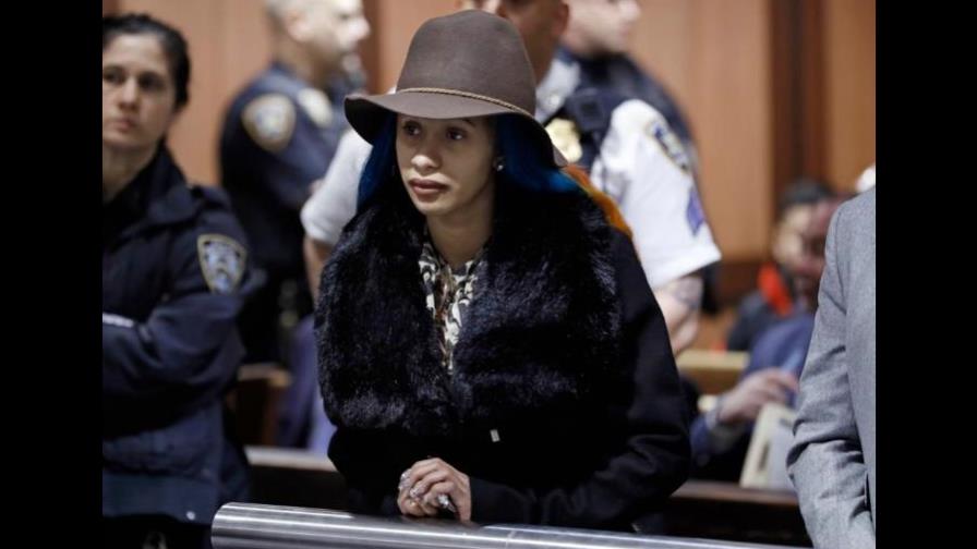 Cardi B enfrenta nuevos cargos por pelea en un club nocturno
