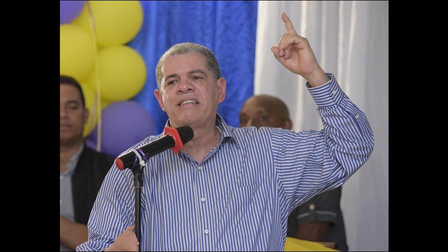 Amarante Baret advierte división del PLD los sacará del poder