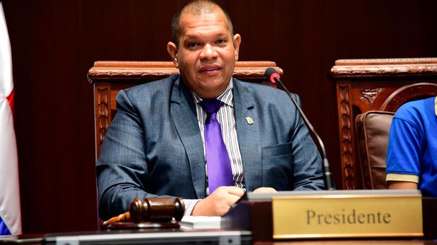 Carlos Guzmán supera a René Polanco en alcaldía del PLD en Santo Domingo Norte