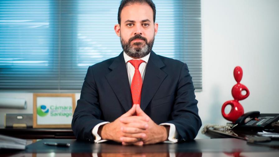 Presidente Cámara de Comercio de Santiago se opone a entrega de 30 % fondos de pensiones