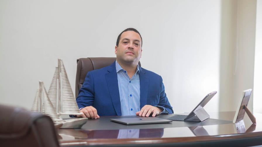 Consejo Nacional de Pesca denuncia alcaldes entregan permisos para pesca de angulas