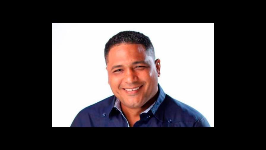 Candidato del PRM se queja porque “de seis millones de turistas ni un 1% camina por calles de Verón” Candidato del PRM se queja porque “de seis millones de turistas ni un 1% camina por calles de Verón”