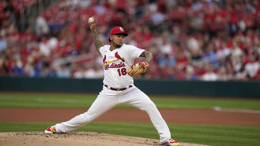 Carlos Martínez lanza hoy; tiene 2-0 en el mes de mayo