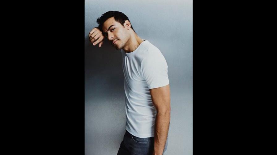 Carlos Rivera lanza su cancionero del encierro con un tema de Rozalén Carlos Rivera lanza su cancionero del encierro con un tema de Rozalén