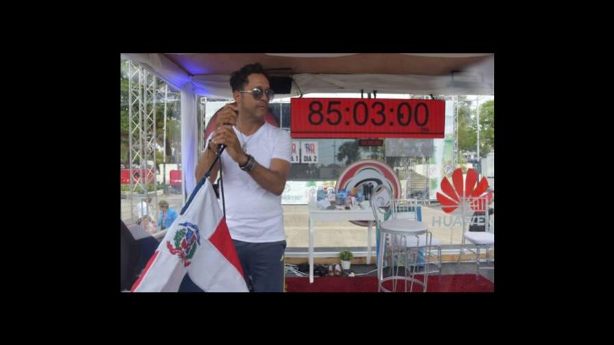 Tercer intento de Carlos Silver de romper récord Guinnes Tercer intento de Carlos Silver de romper récord Guinnes