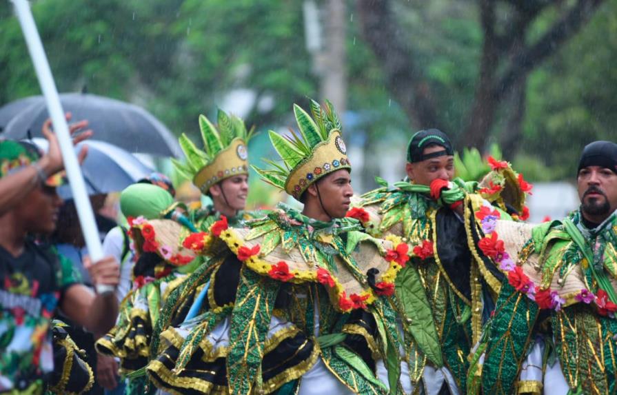 Solo celebran carnaval en La Vega por las lluvias