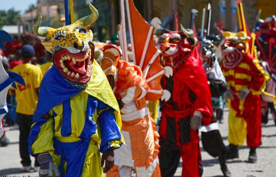 Autoridades cancelan el carnaval nacional en Haití tras manifestaciones