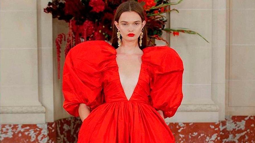 Carolina Herrera regresa a sus orígenes en la pasarela de Nueva York Carolina Herrera regresa a sus orígenes en la pasarela de Nueva York