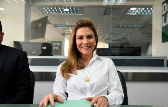 Carolina Mejía crearía delegaciones del ayuntamiento donde asistirían a mujeres víctimas de violencia
