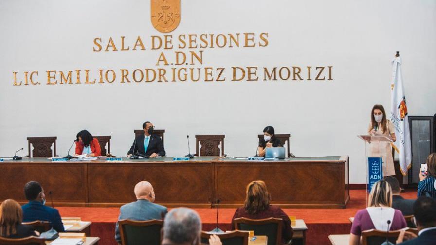 El COVID-19 no logra frenar labor de regidores del Gran Santo Domingo