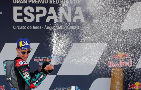Victoria histórica de Quartararo y remontada de Márquez hasta caer y abandonar en Jerez Victoria histórica de Quartararo y remontada de Márquez hasta caer y abandonar en Jerez