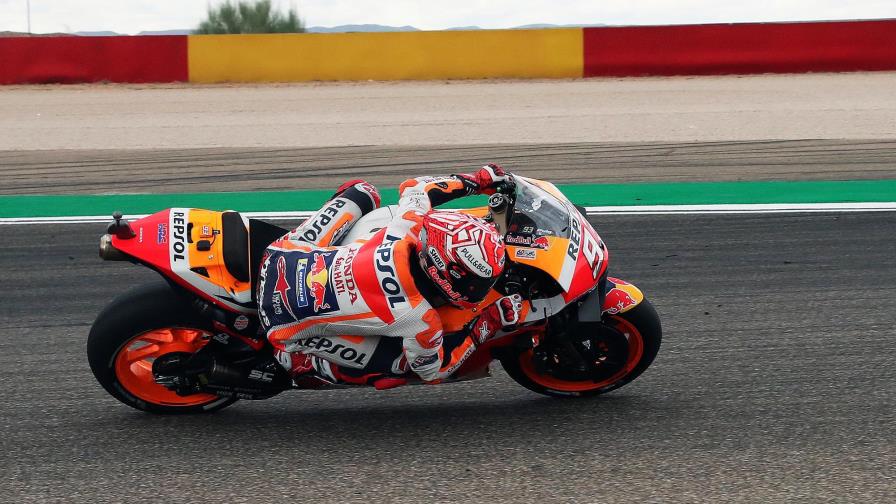 Marc Márquez gana y se acerca al título de Moto-GP