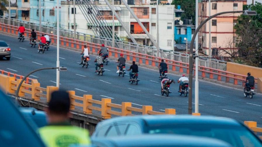 Casos activos del COVID-19 en RD suben 44.6% tras entrada de fase 2
Gobierno intervendrá demarcaciones más afectadas