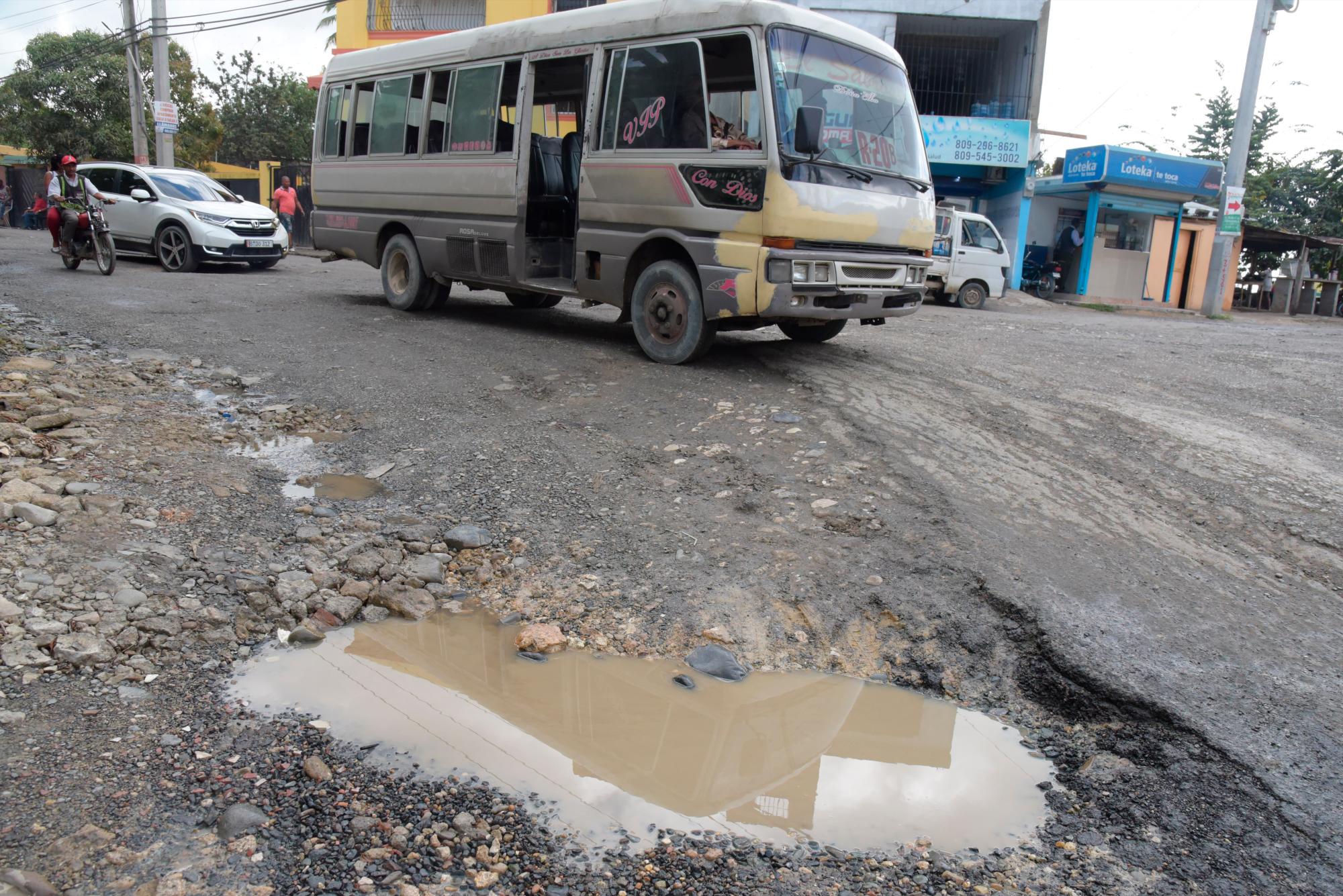 La gente está cansada de la carretera en mal estado (José Justo Féliz)