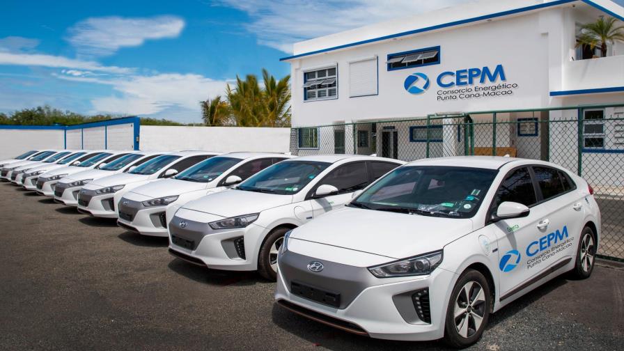 Consorcio Energético Punta Cana-Macao inicia cambio de su flotilla a vehículos eléctricos Consorcio Energético Punta Cana-Macao inicia cambio de su flotilla a vehículos eléctricos