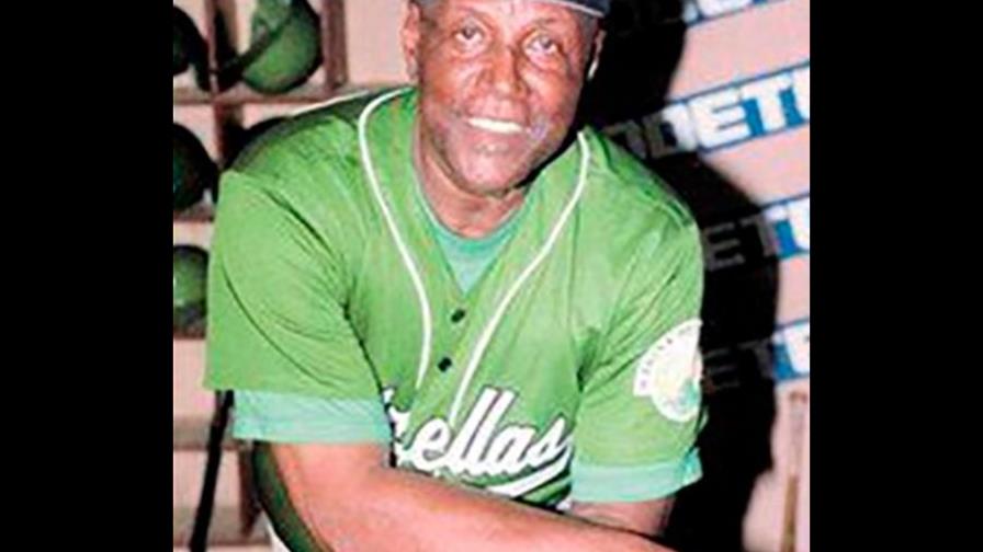 Rico Carty 6 jonrones en 5 series finales 