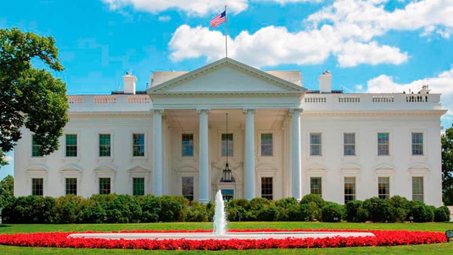 Renuncia encargado de Rusia en la Casa Blanca antes de testificar sobre Trump