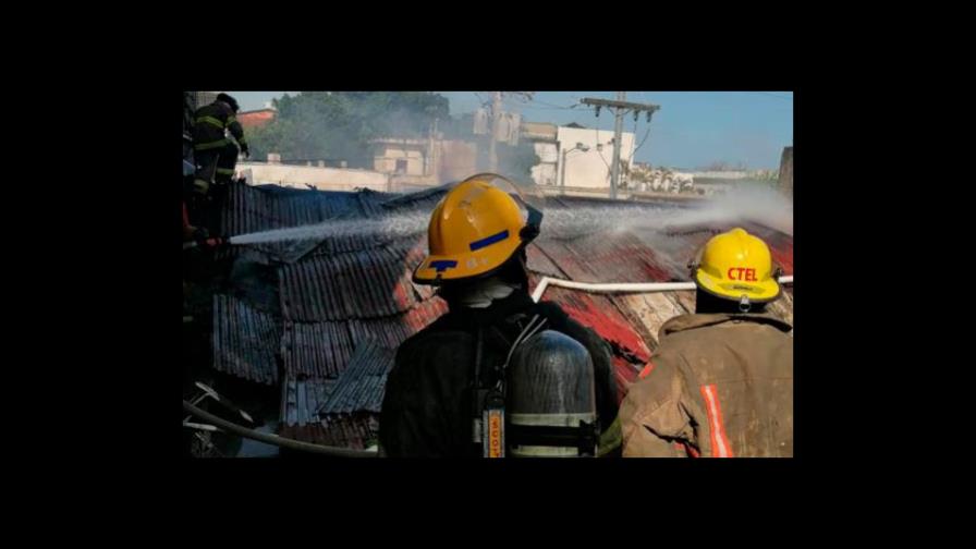 Cortocircuito provocó incendio en la casa donde nació patricio Matías Ramón Mella