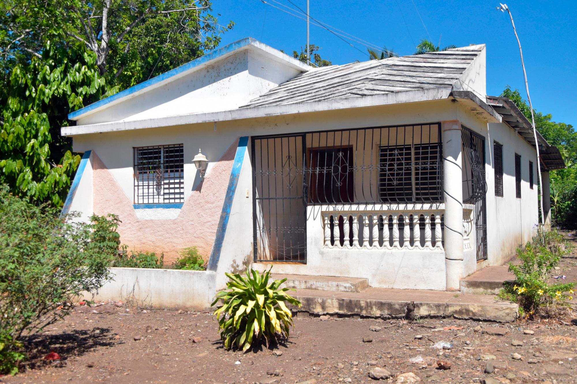 Vivienda en la que actualmente reside Evangelina.