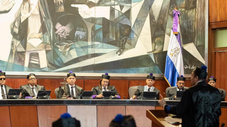 Fiscales dicen que abogados presentaron los mismos incidentes que rechazó juez Francisco Ortega