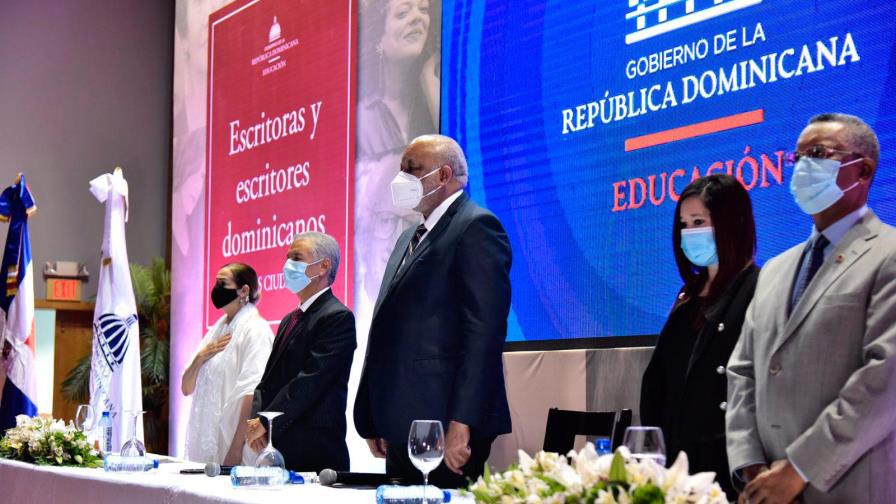 Minerd lanza Cátedra Escritores Dominicanos en el Día Mundial del Libro