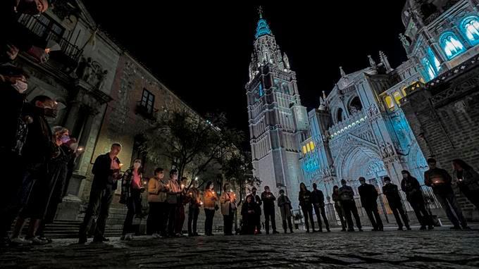 Purificarán la catedral de Toledo tras polémico vídeo de C.Tangana y Nathy Peluso