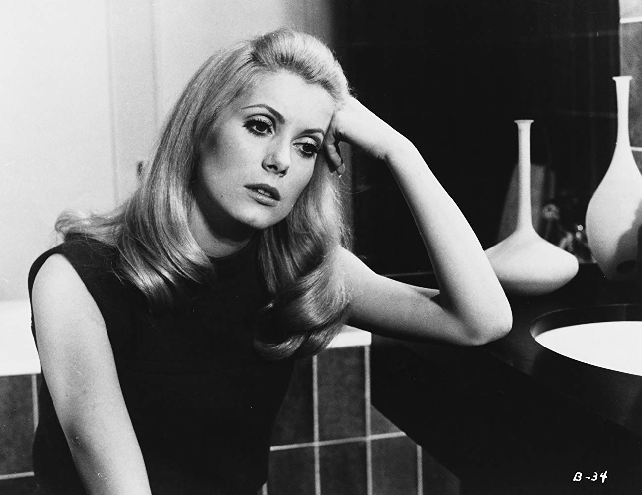 Catherine Deneuve en una escena de la película “Belle de jour” (1967).