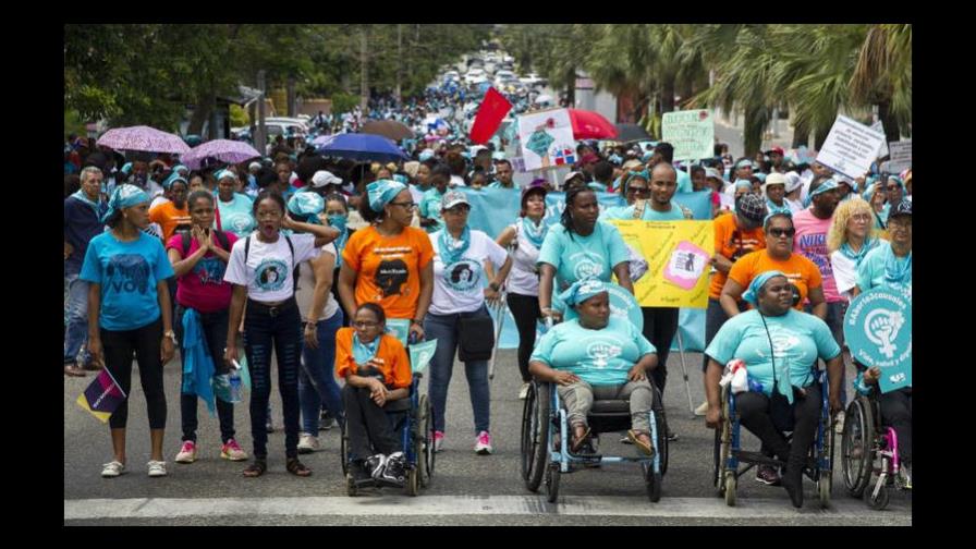 Organizaciones sociales rechazan Código Penal sin causales que despenalizan el aborto