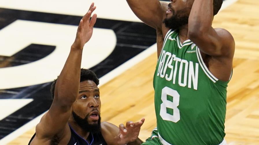 Con 32 puntos de Walker, Celtics vencen al Magic Con 32 puntos de Walker, Celtics vencen al Magic
