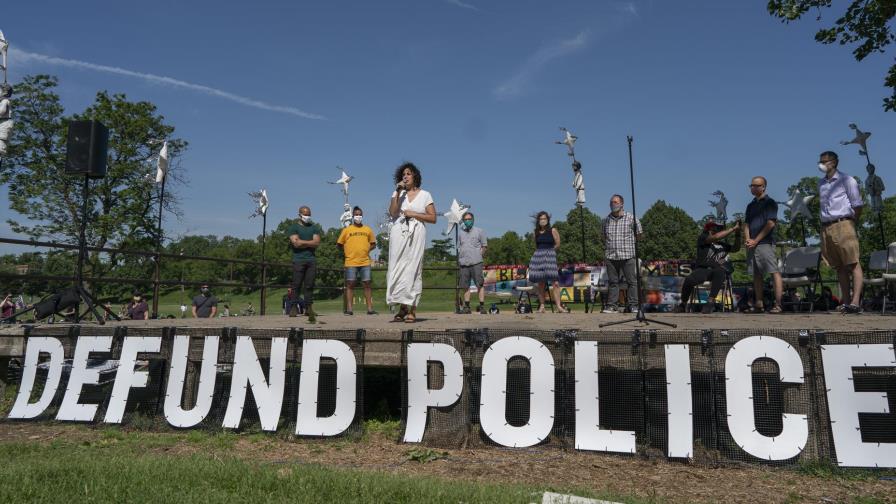 Renuncian policías de Minneapolis; argumentan falta de apoyo
