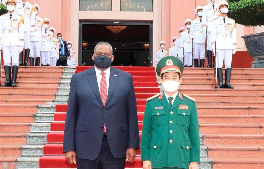 EEUU y Vietnam refuerzan la cooperación militar en lucha contra la pandemia