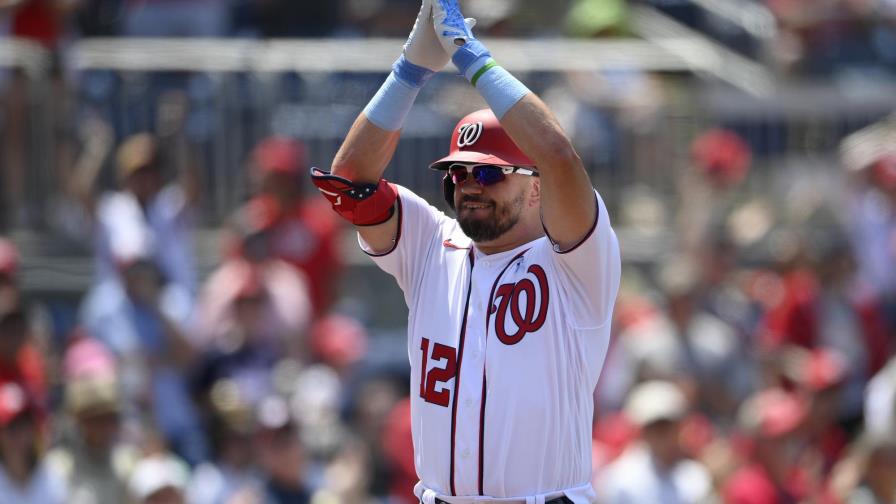 Schwarber pega tres jonrones y Nats vencen 5-2 a Mets