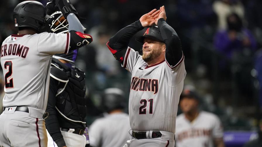 Diamondbacks anotan 3 en el 13ro, ganan a Rockies 10-8
